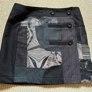 Women’s mini skirt, wool